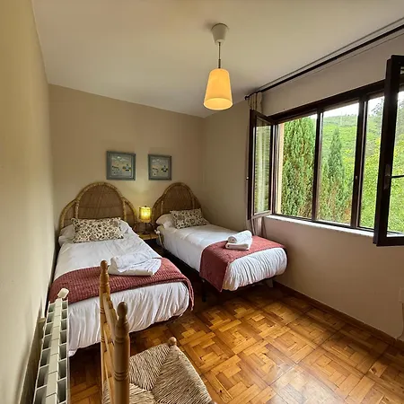 Casa El Vear 펜션 Valdaliga