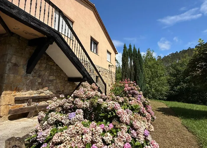 Casa El Vear Feriehus *